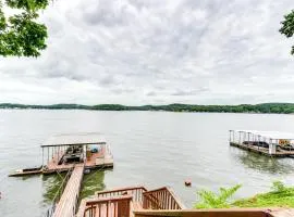 Deck and Boat Dock Lakefront Getaway in Camdenton