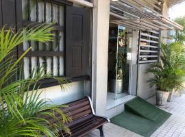 Hotel Boutique Plaza24, hotel poblíž Mezinárodní letiště Viru Viru - VVI, Santa Cruz de la Sierra