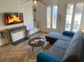 Appartement Luxueux, ultra-centre, Fibre & Clim