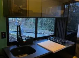 Minimalist Tiny House in Nature, El Retiro