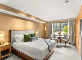 New! Luxury Resort Ski In Ski Out Studio