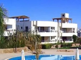bella vita- city center- criss resort