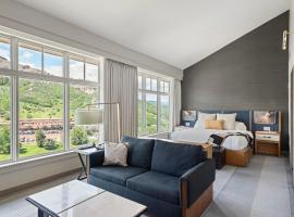 New! Luxury Resort Penthouse - Stunning 3 Bedroom, hotel di Snowmass Village