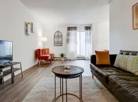 Cozy 1BR on Rene-Levesque