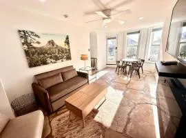 1900 Suite Downtown Views pet friendly