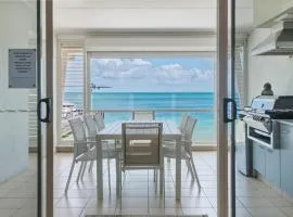 Deep Blue Apartment 8