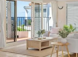 9 Parkshores - Enjoy an Escape in the Perfect Penthouse Apartment