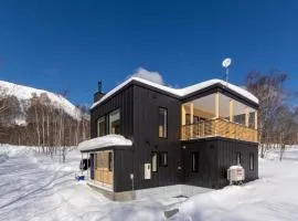 Tanuki House with spacious living room close to Rusutsu Resort