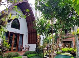 Green Bird Villa, отель в Убуде