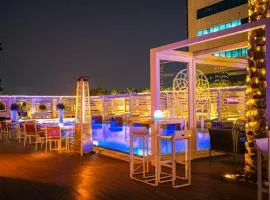 Media One Hotel