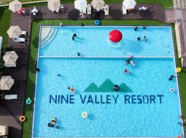 Nine Valley Park, hotel i Boeun