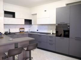 Stay&Go - Bilocale con Giardino, ξενοδοχείο σε Pregnana Milanese