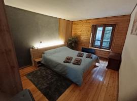 Bilocale Centro Valtournenche，位于瓦托内切的酒店