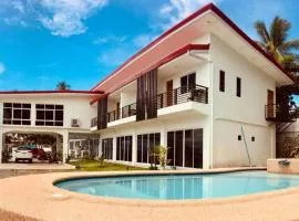 Elnora Delmar Travellers Inn