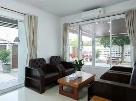 Corner Home