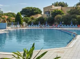 Terrasse privée, piscine, à 5 mn de la plage