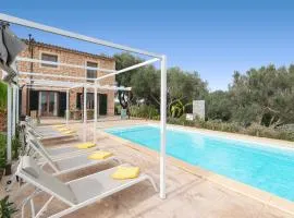 Can Xesquet Comuna - Ses Salines