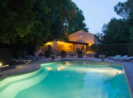 Hôtel Le Pré Galoffre, hotel in Nîmes