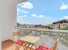 Câmara de Lobos Apartment by Holiday Rental Madeira