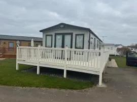 Luxury 2 Bedroom van linen included Pets go Free