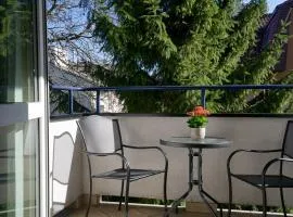 Kameralny Apartament Victus z Balkonem by Noclegi Renters