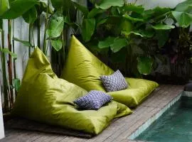 Modern Villa Jimbaran near Beach and Shopping Mall