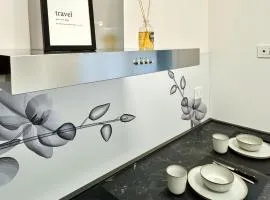 Urban Hub Apartments
