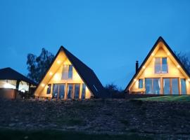 Cabanele A-nuc-A, lodge in Dăneşti