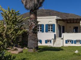 So close to the sea, hotell sihtkohas Agios Ioannis