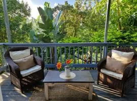 MaeStorm Gardens Relax:Reload:Refresh Private room in nature lodge