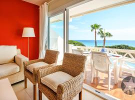 Apartamento 5 en Primera linea de mar, Hotel in Santo Tomás