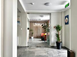 Tempo Boutique, hotel com estacionamento em Buzau