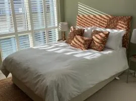 The Green Room - ROOM & EN-SUITE ONLY