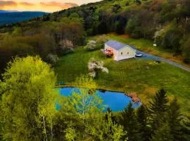 20 Acre Luxe Summer Retreat