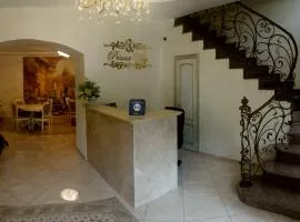Prima Villa Guest House
