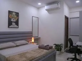 Yendluri's- QueenBed Room-18 Kondapur, Gachibowli