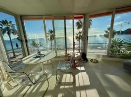 Beachfront, First line, 2-Bdr,2-Bath, Swiming Pool