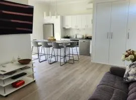 Apartment Hobart Two Bedroom Self Contained in Geilston Bay