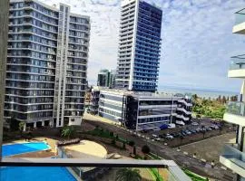 Bright large apartment in White Sails