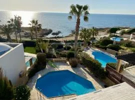 Sea Front Villa Ekaterina