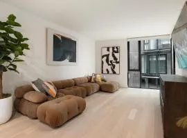 Luxurious 2-Bedroom Retreat in Santa Monica