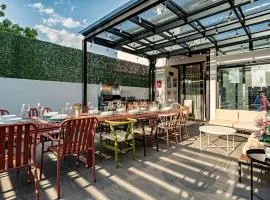 Spacious 6BR Home with Gym and Terrace in Roma Sur