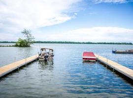 Westlake Consecon Cottage, hotel em Wellington