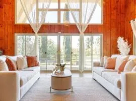 The Grand Waterside Estate Easy Drive to Yosemite