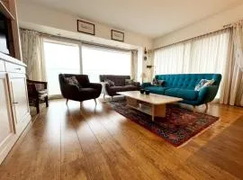 Corner apartment in Wenduine with balcony
