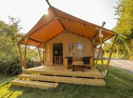 Glamping tent in Signy-LAbbaye