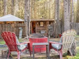 Rustic Cozy Cabin with hot tub