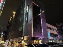 XYM Hotel