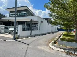 Station 18 Homestay