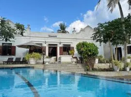 Samudrawasa Luxury Colonial Villa & Beach House